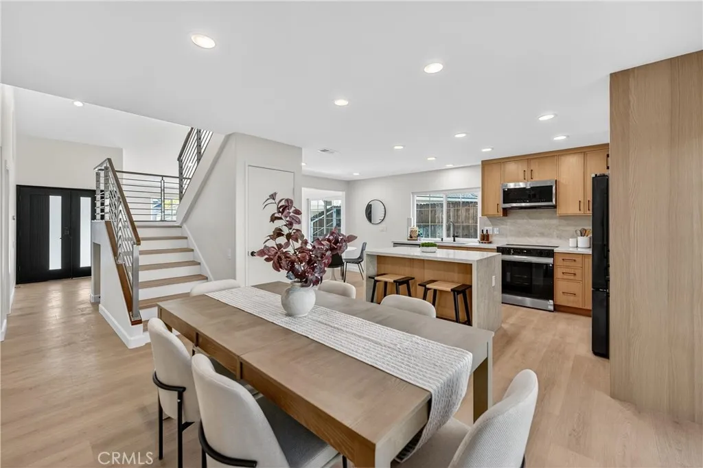 1891 N Garland Lane, Anaheim, California 92807 home-pic-14