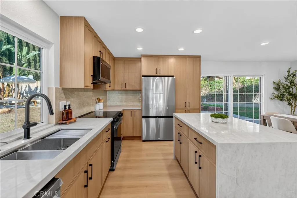 1891 N Garland Lane, Anaheim, California 92807 home-pic-18
