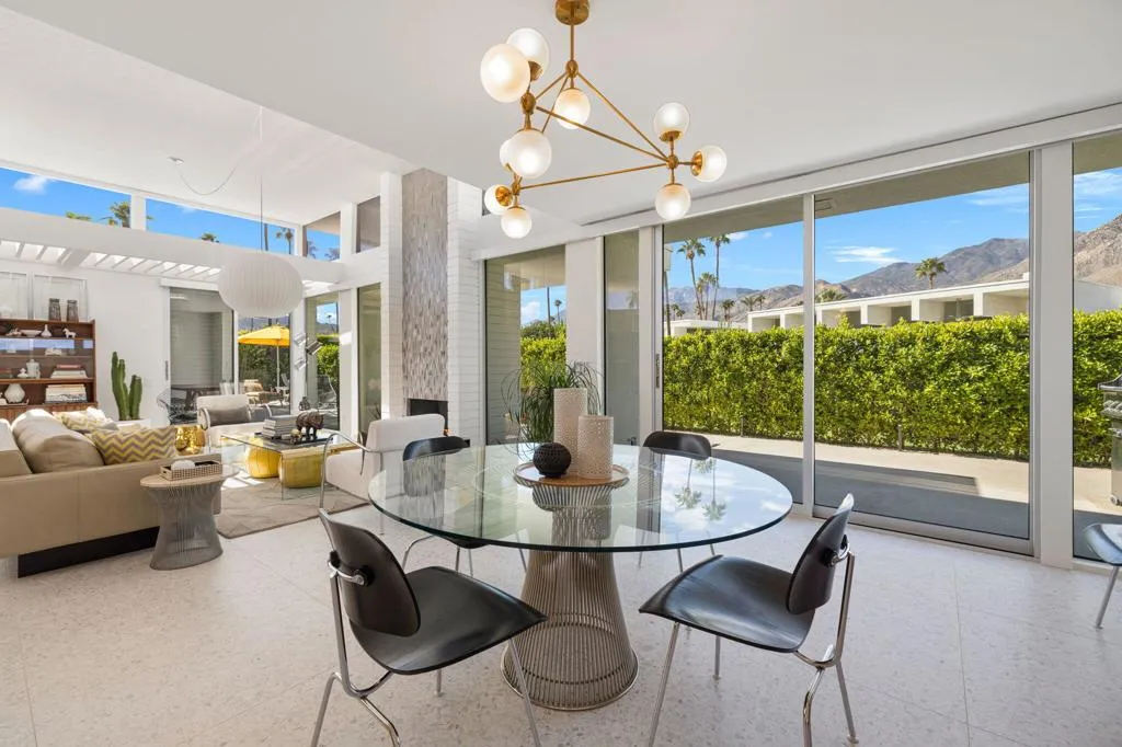 2691 S Kings Road E, Palm Springs, California 92264 home-pic-8