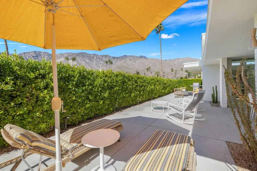 2691 S Kings Road E, Palm Springs, California 92264 home-pic-33