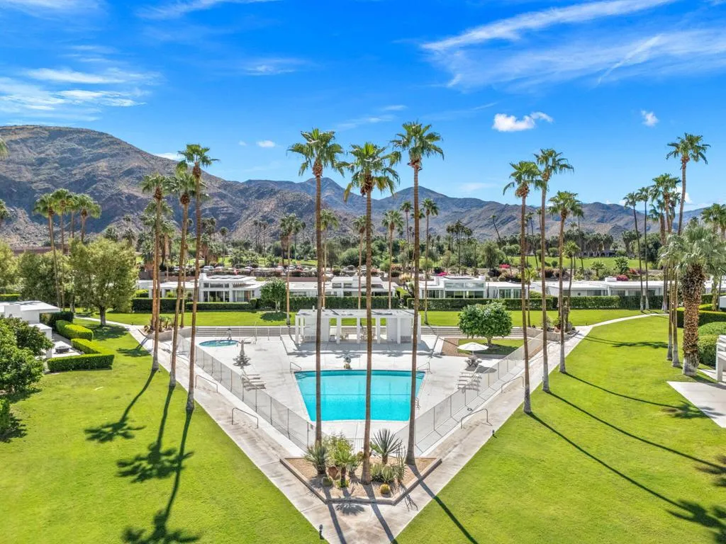 2691 S Kings Road E, Palm Springs, California 92264 home-pic-42