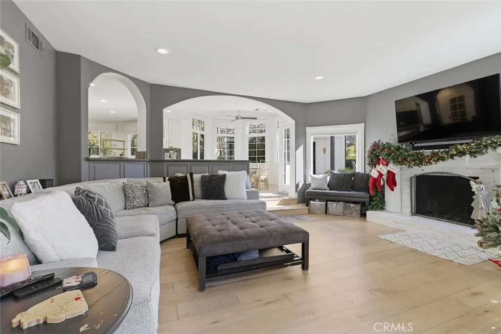 28834 Countryside, Agoura Hills, California 91301 home-pic-7