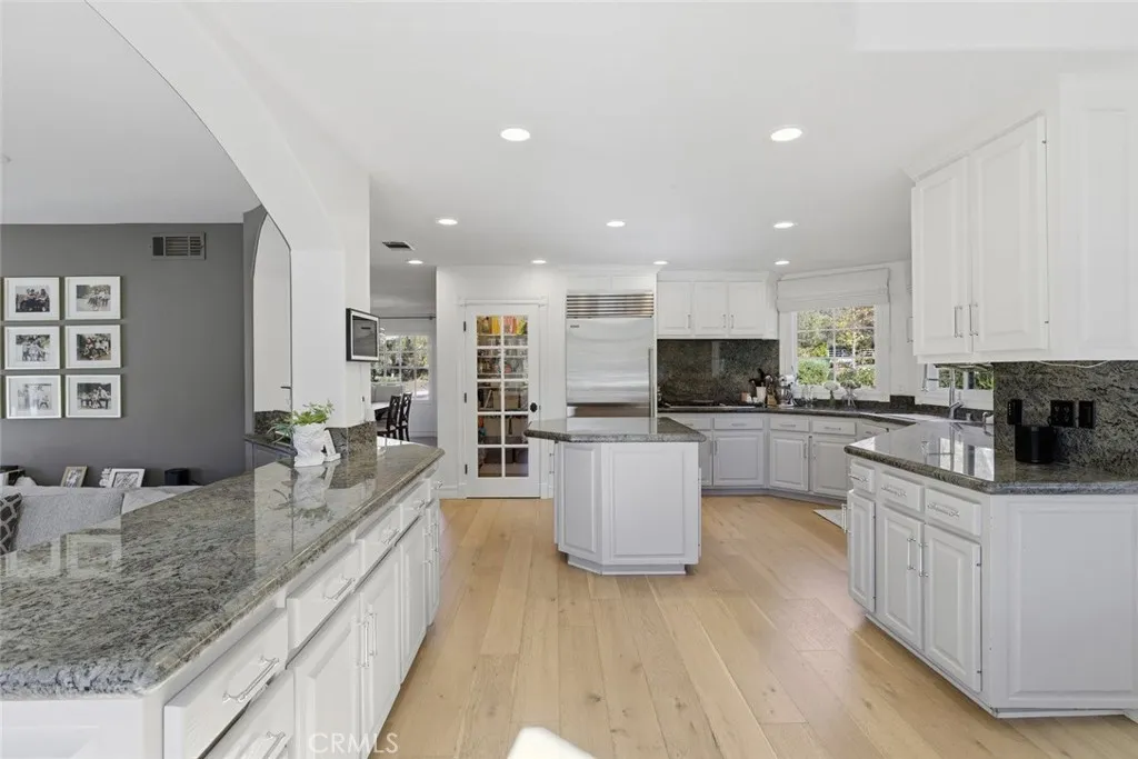 28834 Countryside, Agoura Hills, California 91301 home-pic-10