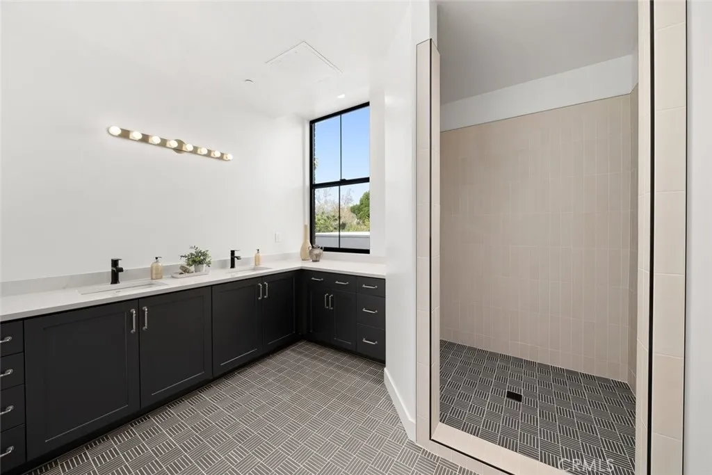 581 Higuera Street 201, San Luis Obispo, California 93401 home-pic-27