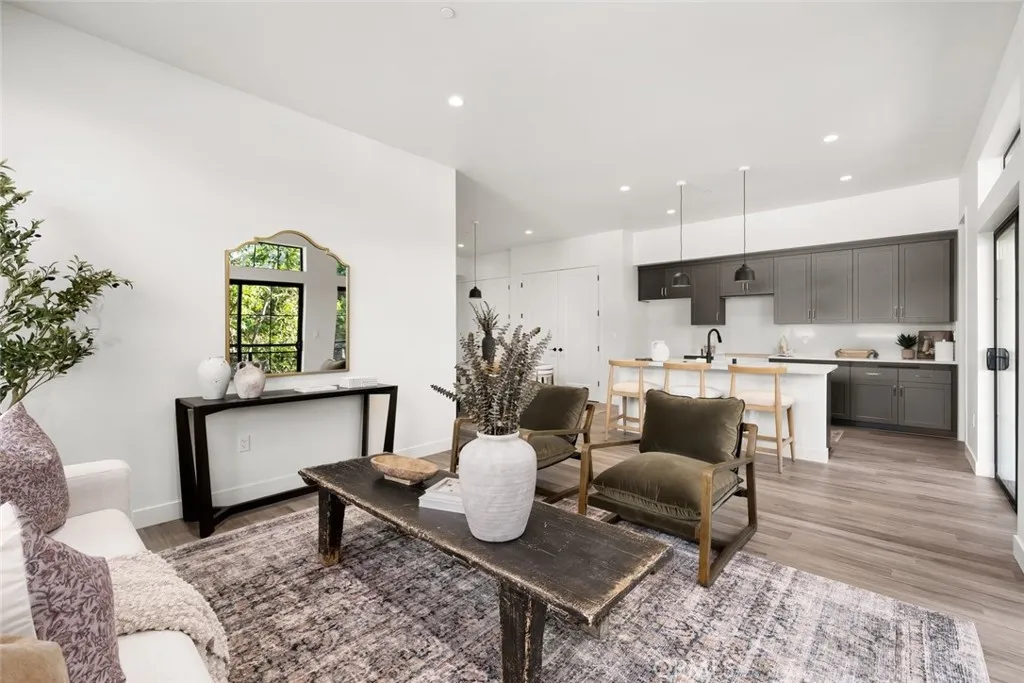 581 Higuera Street 201, San Luis Obispo, California 93401 home-pic-16