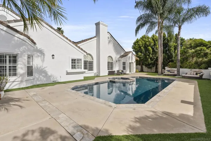 16258 Windpiper, Poway, California 92064