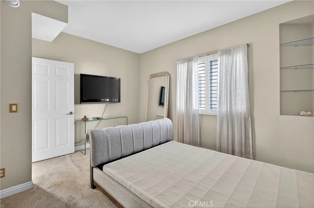 7236 Amigo 113, Reseda, California 91335 home-pic-32
