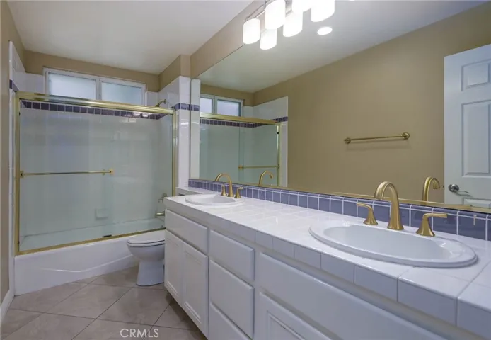 20450 Via Guadalupe, Yorba Linda, California 92887