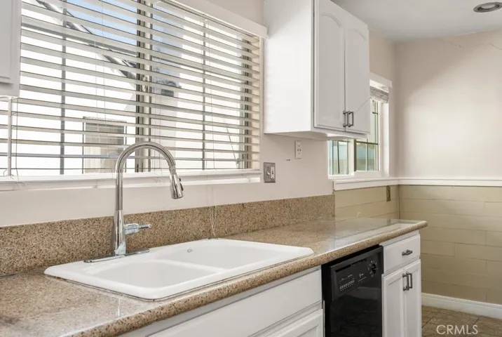 3663 W 60th Street, Los Angeles, California 90043