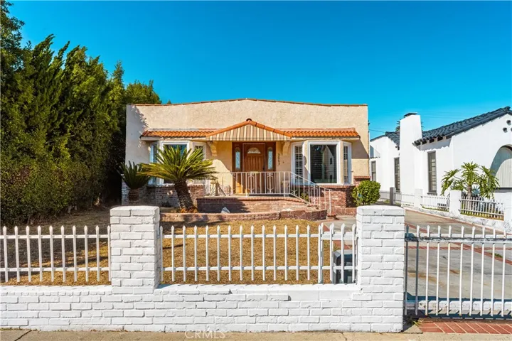 3663 W 60th Street, Los Angeles, California 90043