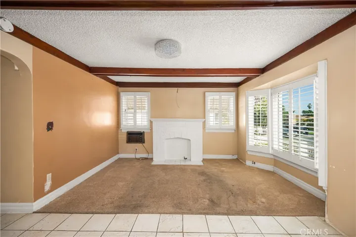 3663 W 60th Street, Los Angeles, California 90043