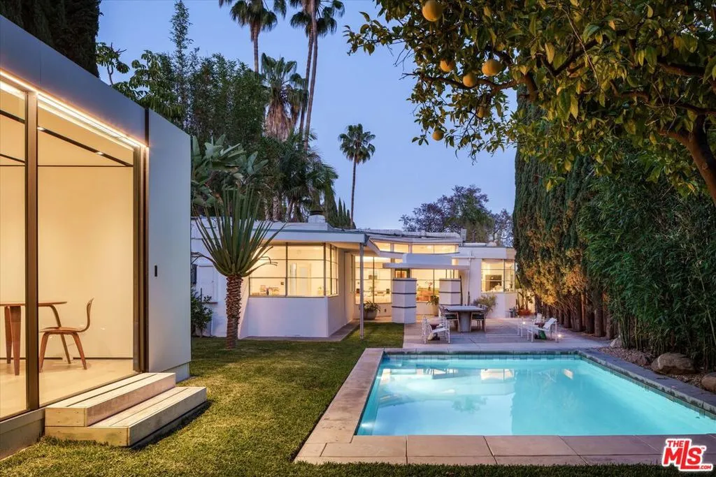 947 N Martel Avenue, Los Angeles, California 90046 home-pic-1