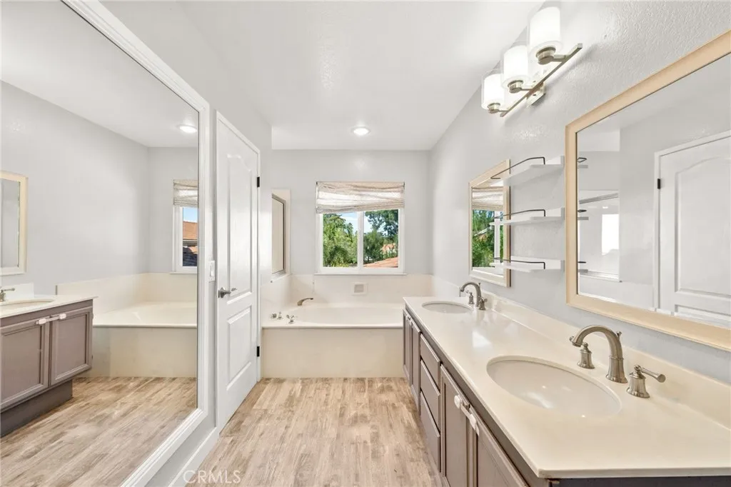 40219 Donomore, Temecula, California 92591 home-pic-33