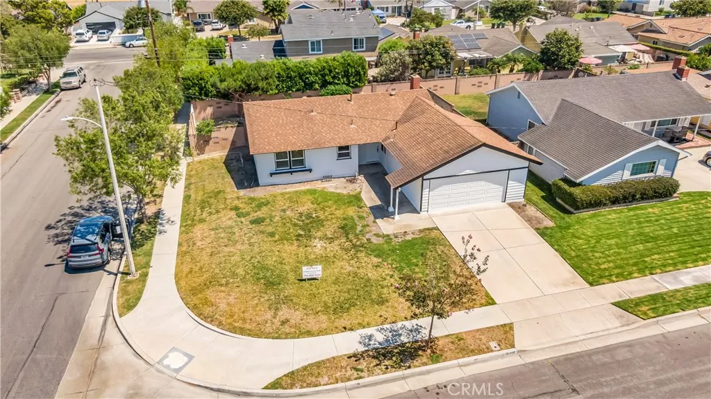 16102 Ballad Lane, Huntington Beach, California 92649 home-pic-35