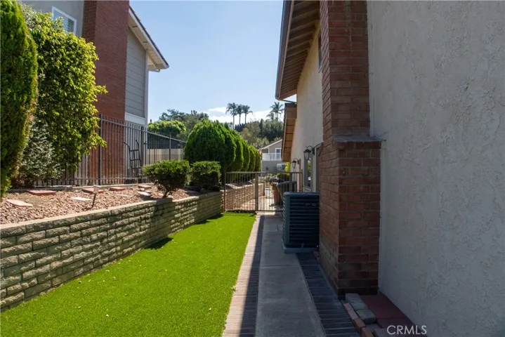 5451 E Willowick Circle, Anaheim Hills, California 92807