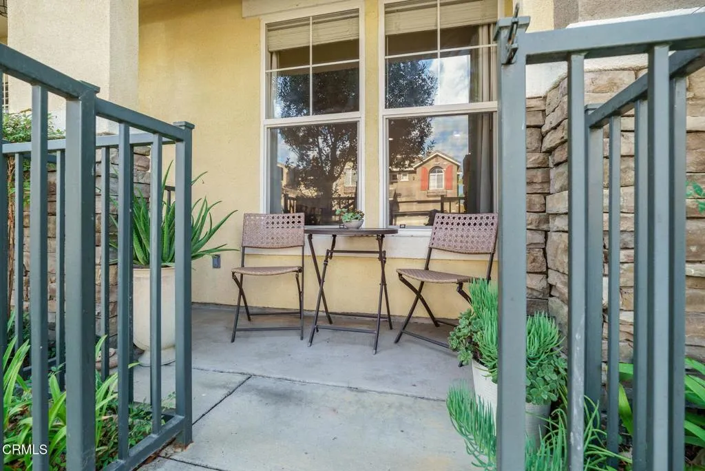 1721 S Hill Road 102, Ventura, California 93003 home-pic-2