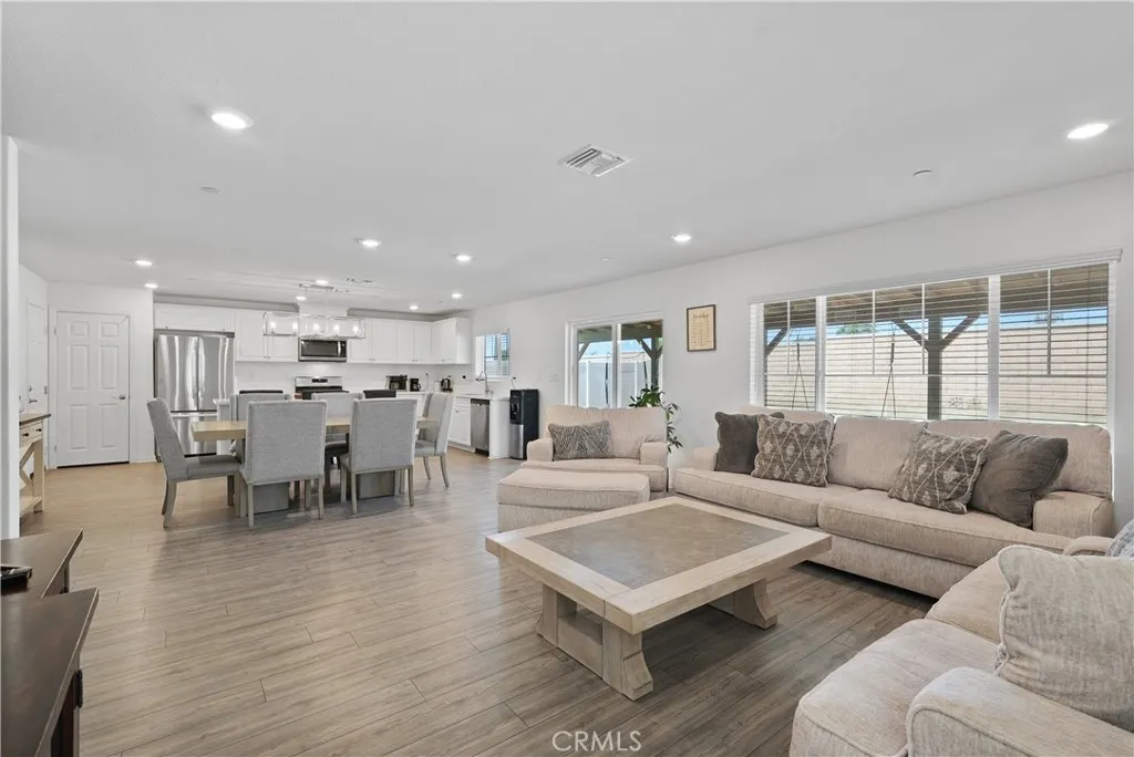 25251 Sedona Lane, Homeland, California 92548 home-pic-5