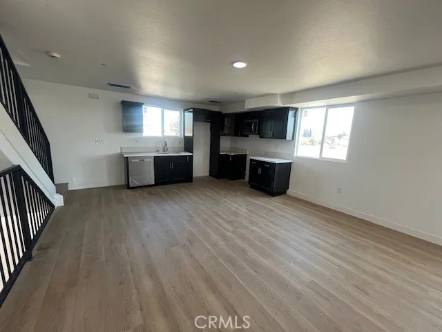 1731 1731 E 69th, Los Angeles, California 90001 home-pic-6