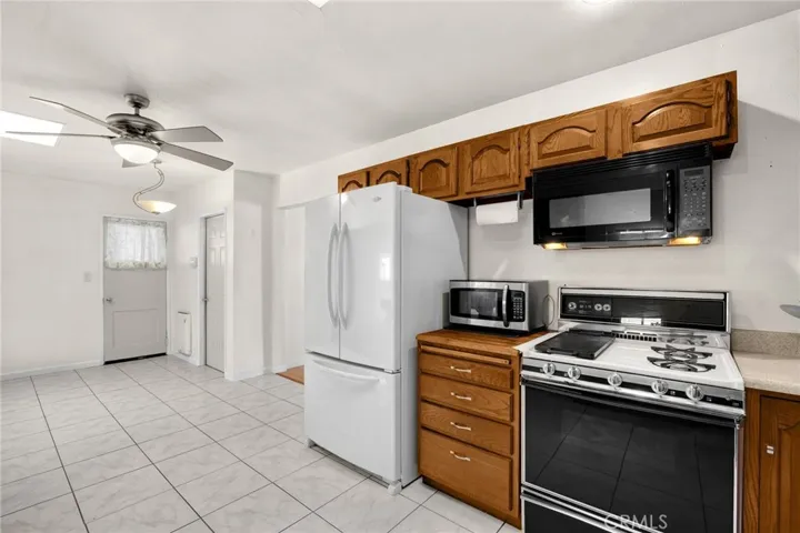 14721 Riata Street, Midway City, California 92655