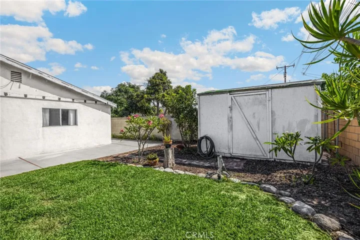 14721 Riata Street, Midway City, California 92655