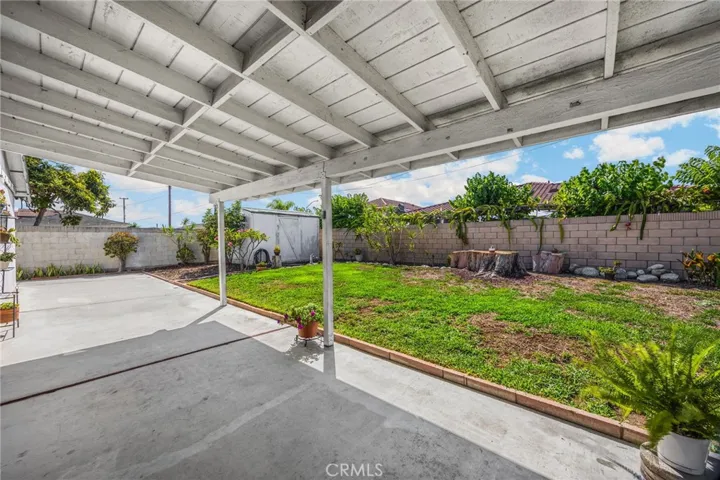 14721 Riata Street, Midway City, California 92655