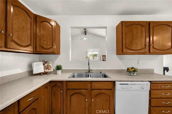 14721 Riata Street, Midway City, California 92655