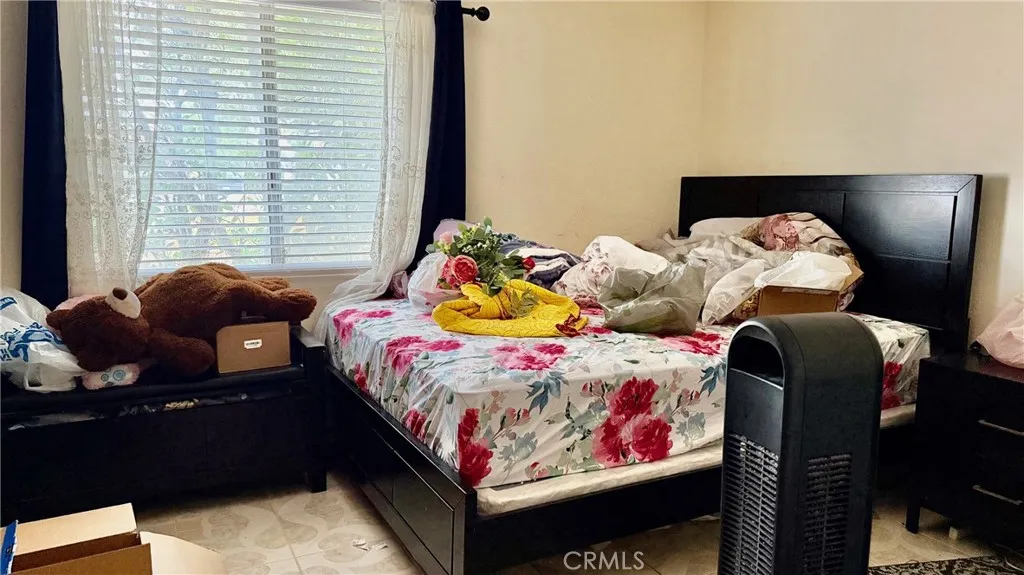 13981 Rose, Fontana, California 92337 home-pic-9