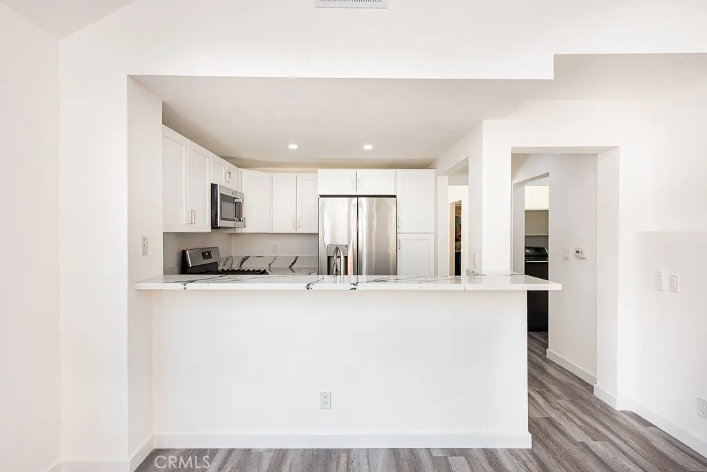 4240 Lost Hills 3108, Calabasas, California 91301 home-pic-11