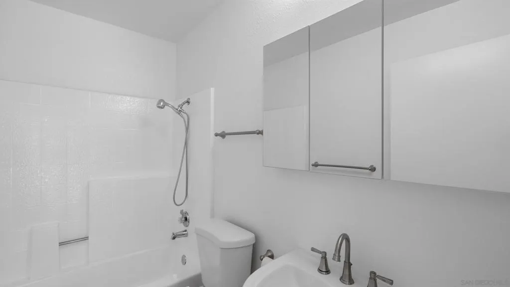 1508 Granite Hills 308, El Cajon, California 92019 home-pic-15