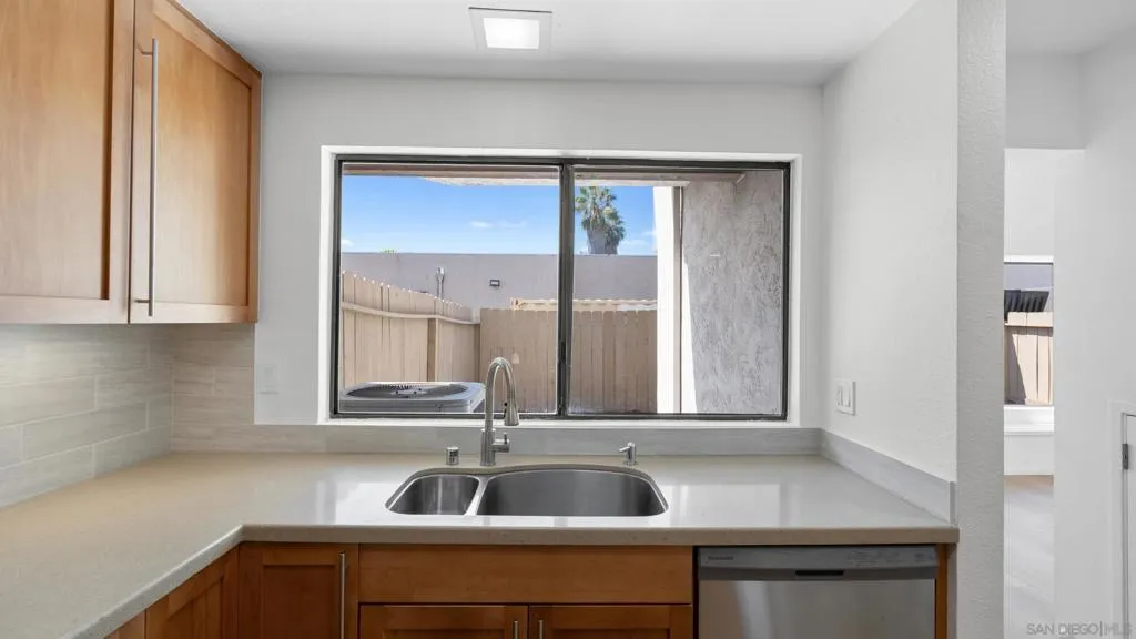 1508 Granite Hills 308, El Cajon, California 92019 home-pic-10