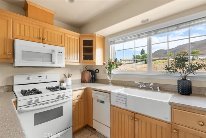 1697 Fixlini Street, San Luis Obispo, California 93401