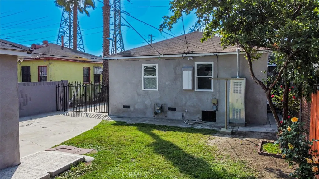 645 E 98th Street, Los Angeles, California 90002 home-pic-6