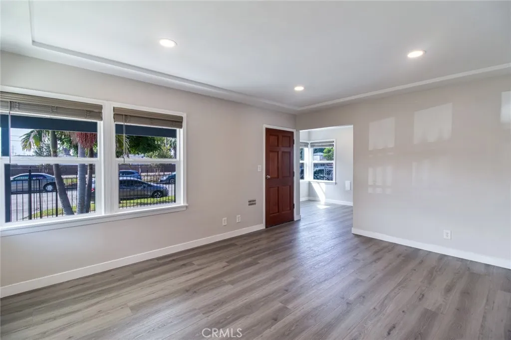645 E 98th Street, Los Angeles, California 90002 home-pic-11