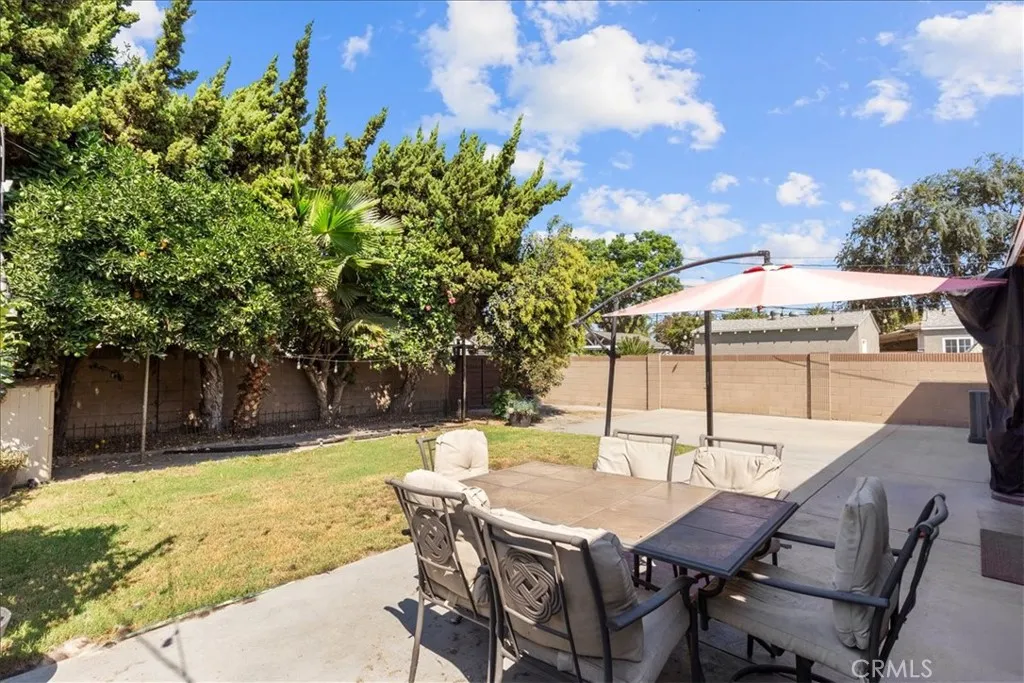 9813 Houghton Avenue, Santa Fe Springs, California 90670 home-pic-13