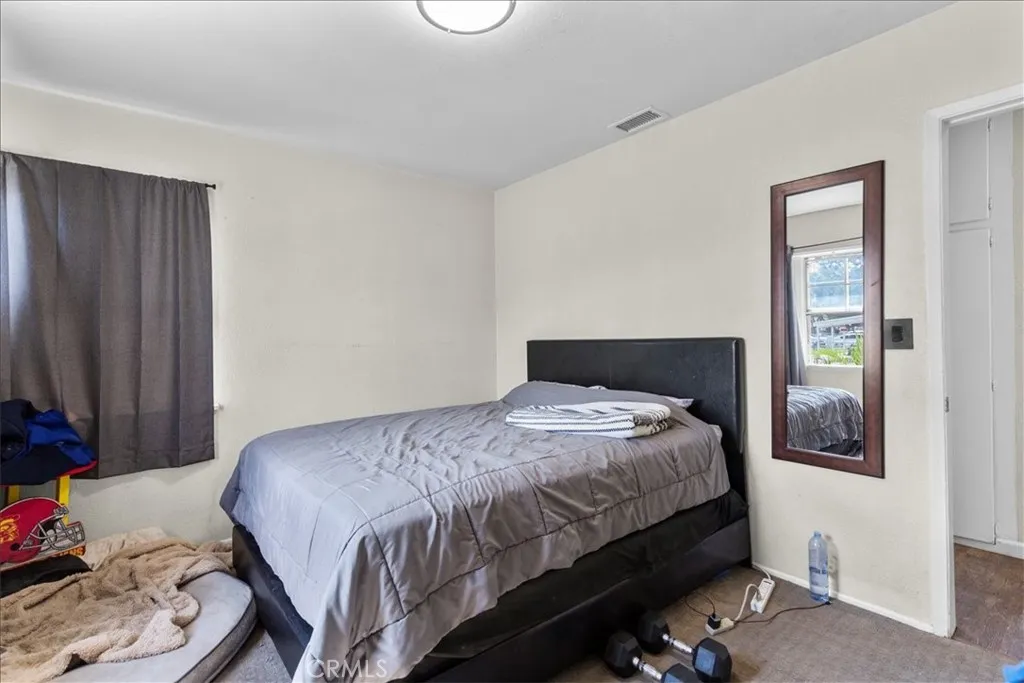 9813 Houghton Avenue, Santa Fe Springs, California 90670 home-pic-11