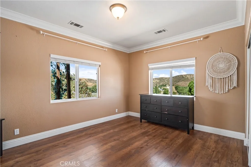 42846 Montello Drive, Lake Elizabeth, California 93532 home-pic-15