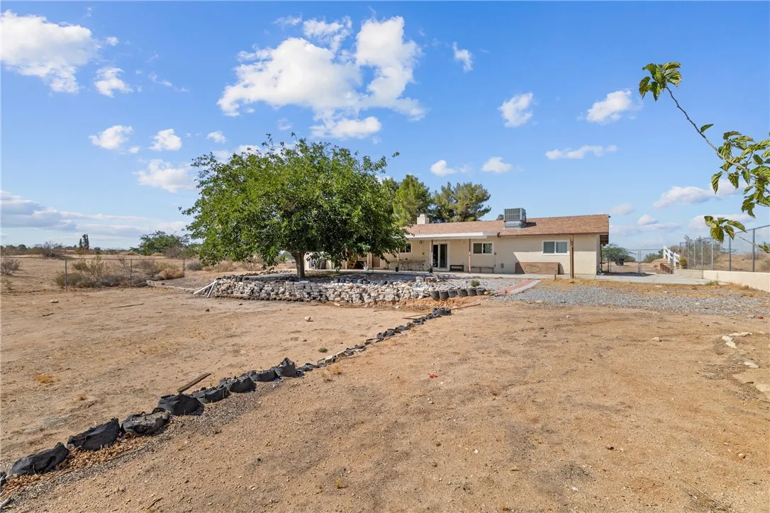 13357 Calcite Avenue, Victorville, California 92395 home-pic-31