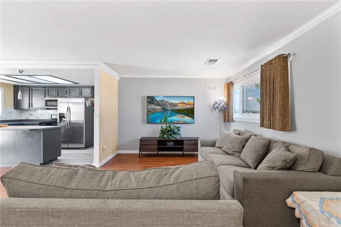 13357 Calcite Avenue, Victorville, California 92395 home-pic-6