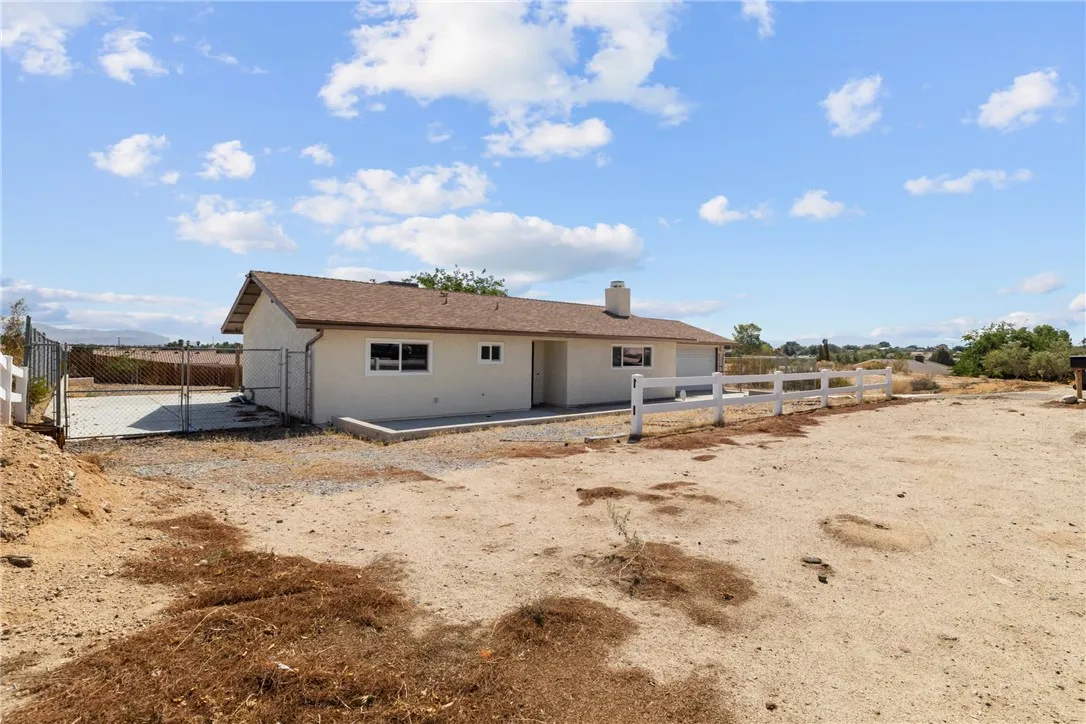 13357 Calcite Avenue, Victorville, California 92395 home-pic-1