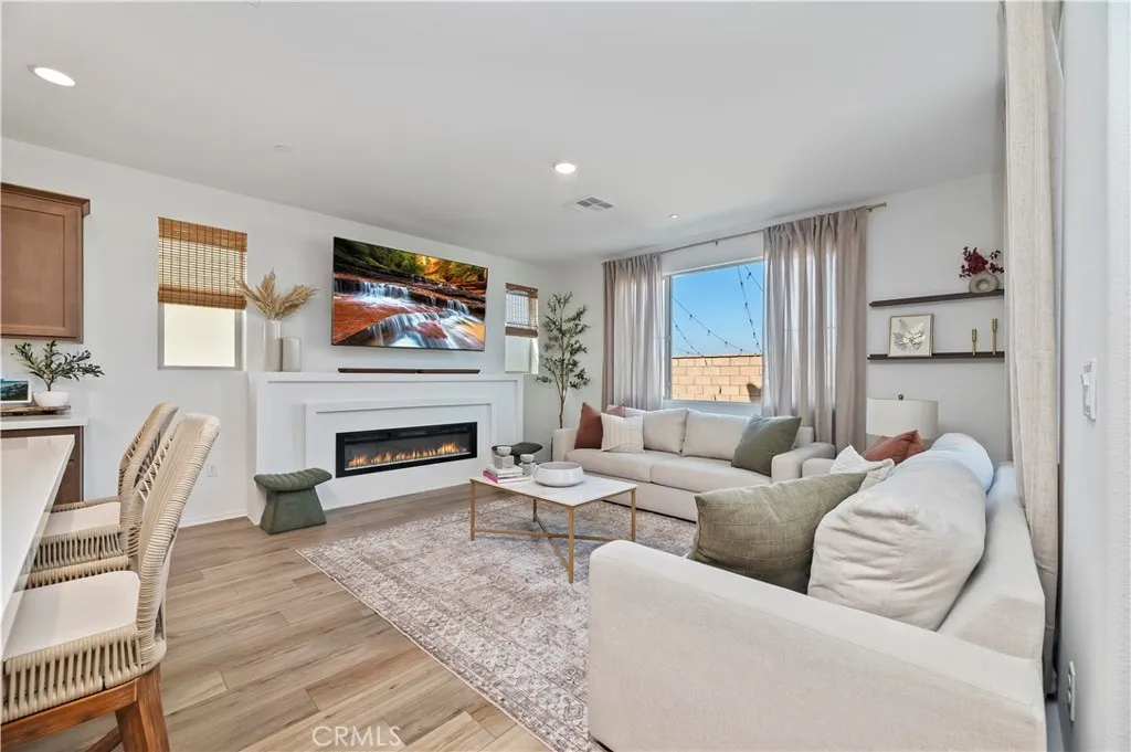 29571 Grizzly, Winchester, California 92596 home-pic-13