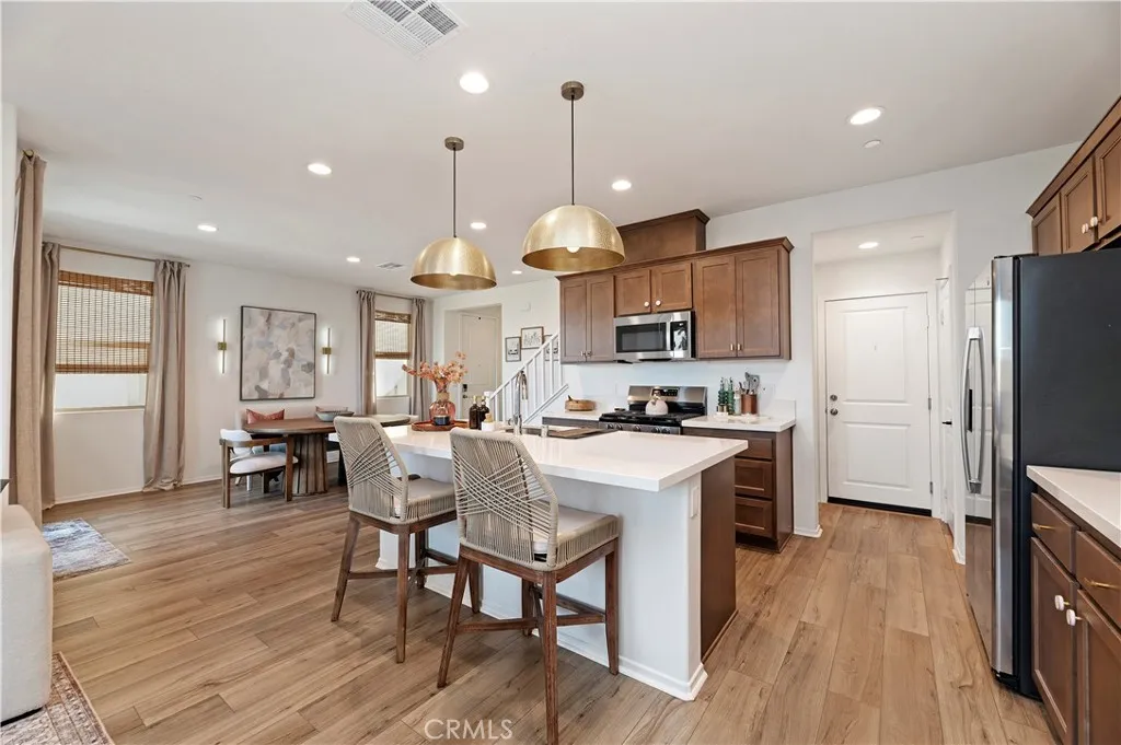 29571 Grizzly, Winchester, California 92596 home-pic-11