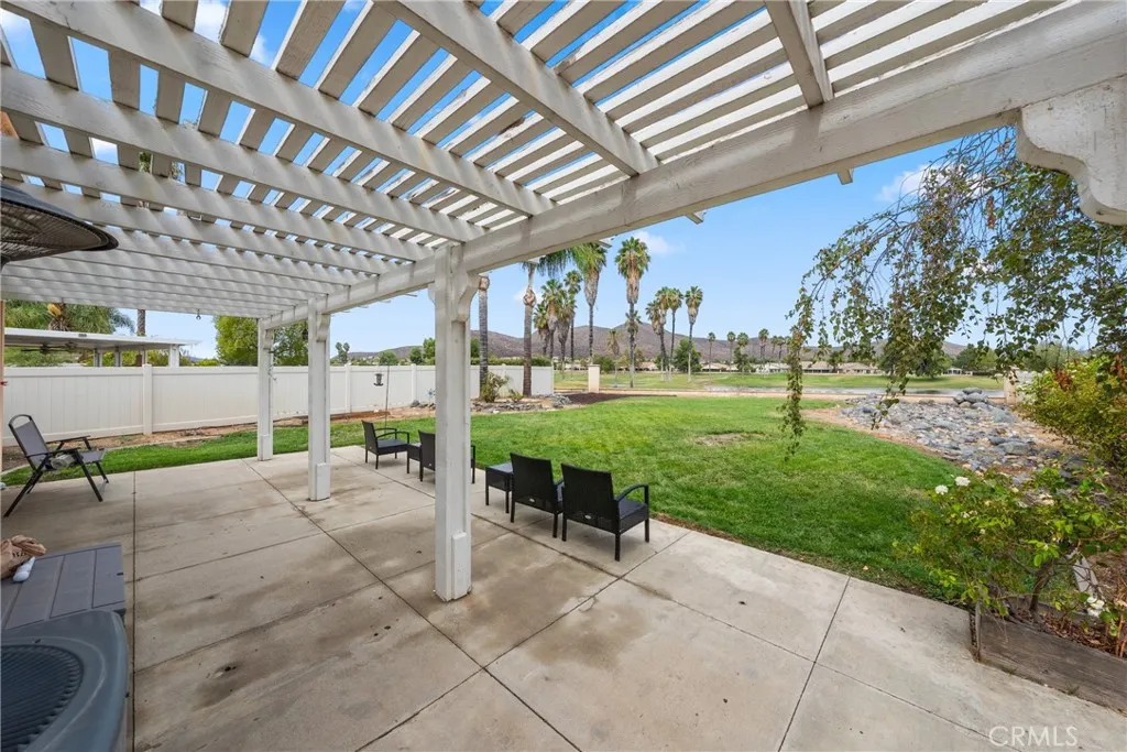 28232 Palm Villa Drive, Menifee, California 92584 home-pic-16