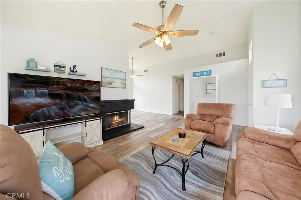 28232 Palm Villa Drive, Menifee, California 92584 home-pic-2