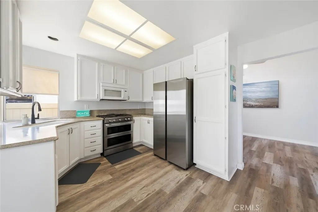 28232 Palm Villa Drive, Menifee, California 92584 home-pic-5