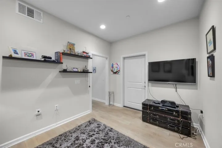 Main level flex room