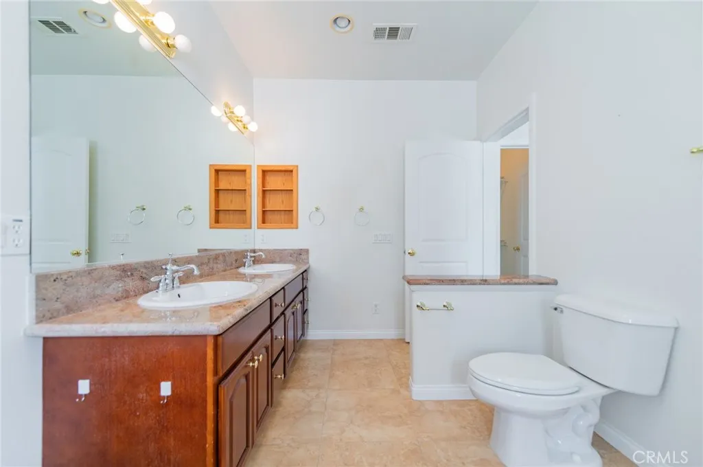 5786 Kingman, Buena Park, California 90621 home-pic-26