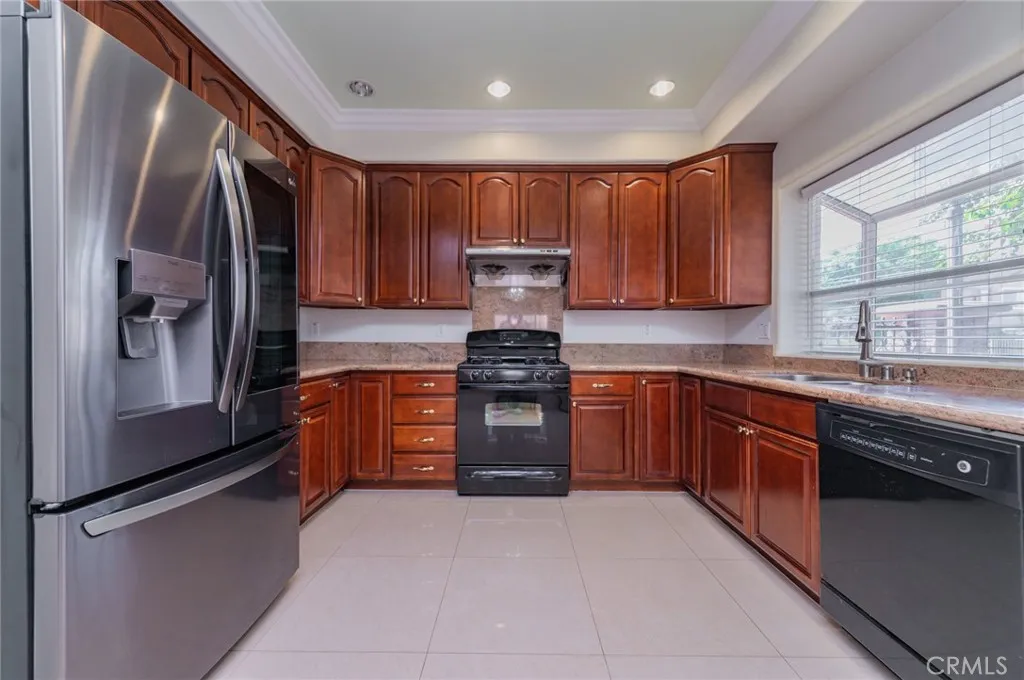 5786 Kingman, Buena Park, California 90621 home-pic-12