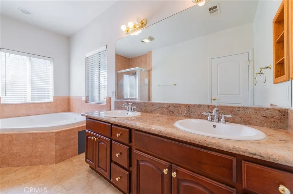 5786 Kingman, Buena Park, California 90621 home-pic-27
