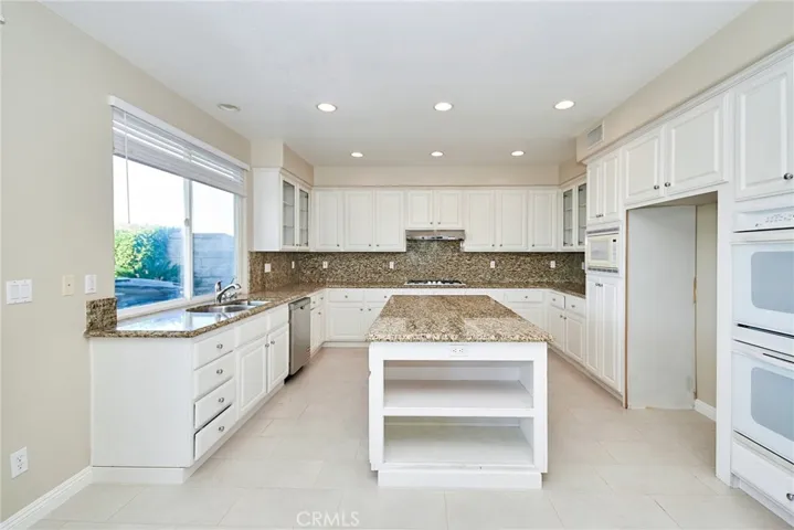 8223 E Marblehead Way, Anaheim Hills, California 92808