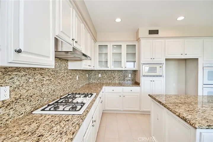 8223 E Marblehead Way, Anaheim Hills, California 92808